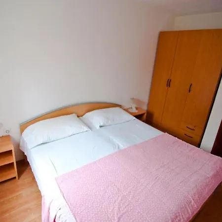 Vera - Sea View Terrace 公寓 Nečujam